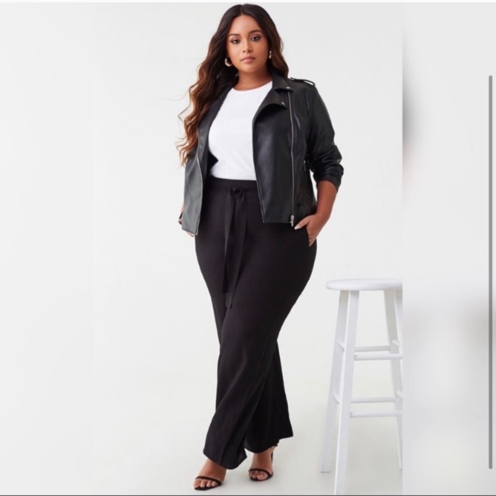 Plus size belted pants size 3x